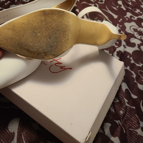 Shoes - Picture 2 of 2